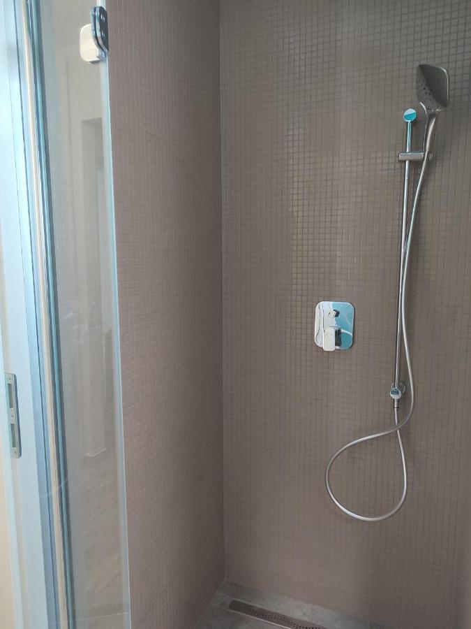 Voeroesko Apartmanhaz Balatonalmádi Eksteriør billede