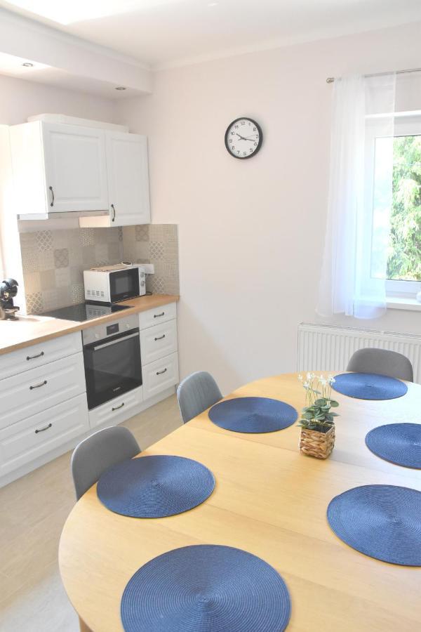 Voeroesko Apartmanhaz Balatonalmádi Eksteriør billede
